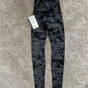 NWT Size 4 Lululemon Wunder Under Pant HR Shibori